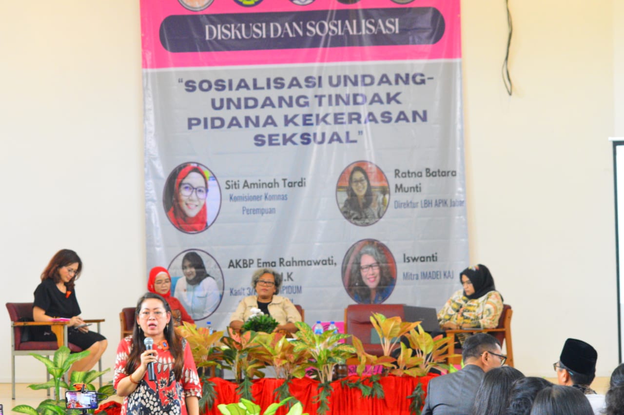 Ketua DPC AAI Kota Bekasi Bersama Pengurus Gereja Katholik St. Servatius Gelar Diskusi dan Sosialisasi Undang-Undang TPKS